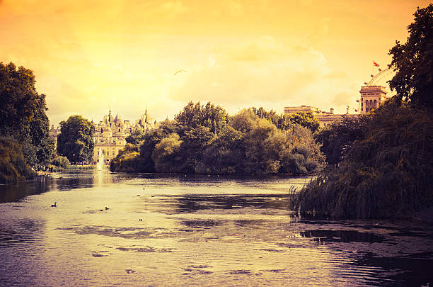 istock St james park in London at sunset 171148256