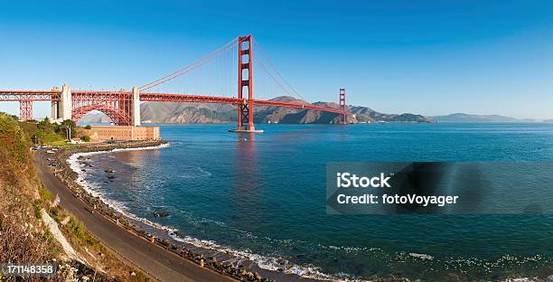San Francisco Bay Die Golden Gate Bridge Sunrise Marin Headlands Kalifornien Stockfoto und mehr Bilder von Klippe