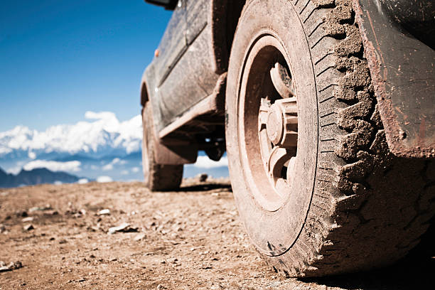 istock off-road vehicle on mountain peak 171148407