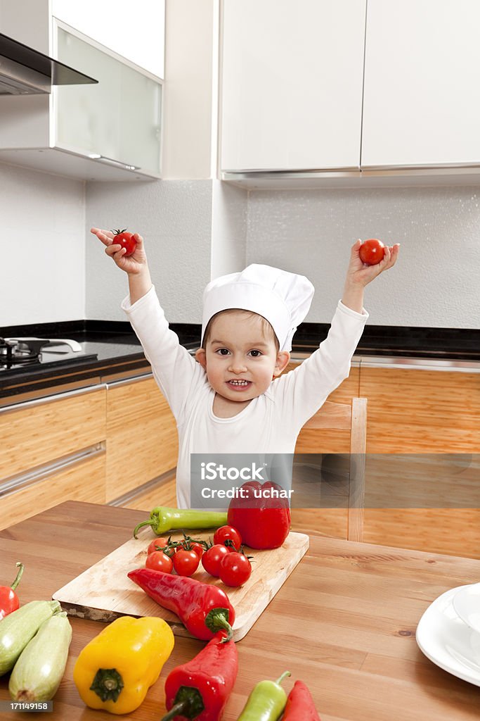 Piccolo chef Pollice in su - Foto stock royalty-free di Alimentazione sana