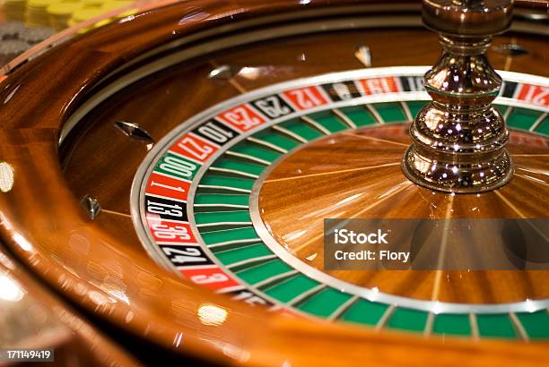 Casino - Fotografias de stock e mais imagens de Girar - Girar, Roda de Roleta, Brincar