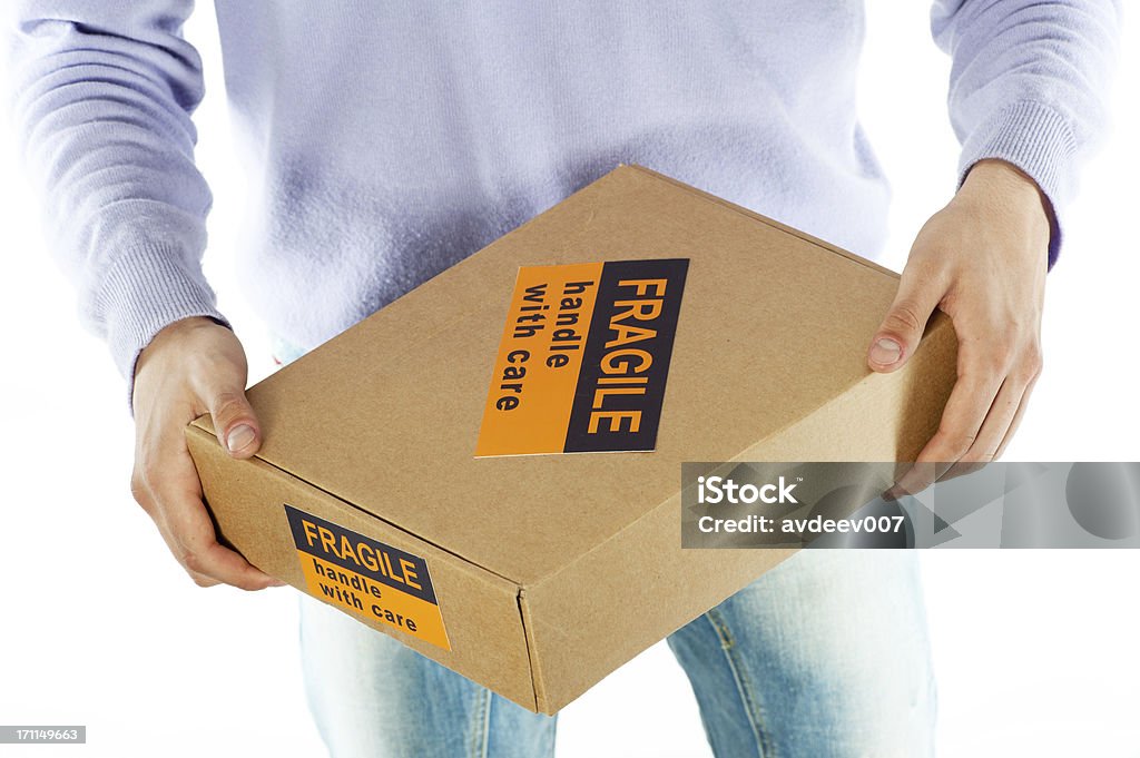 courier entregar um pacote sobre fundo branco - Royalty-free Adulto Foto de stock