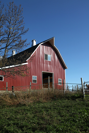 Old, red grunge barn