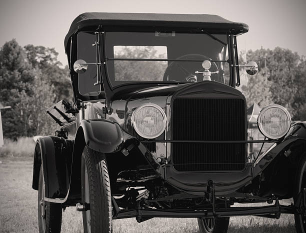 istock Antique Truck 171151799