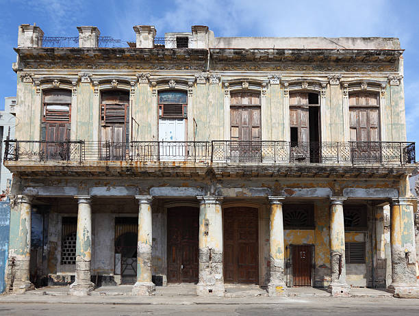 istock Havana Cuba building facade 171153088
