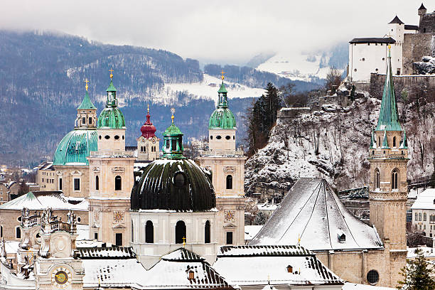 istock Churches in Salzburg 171155984