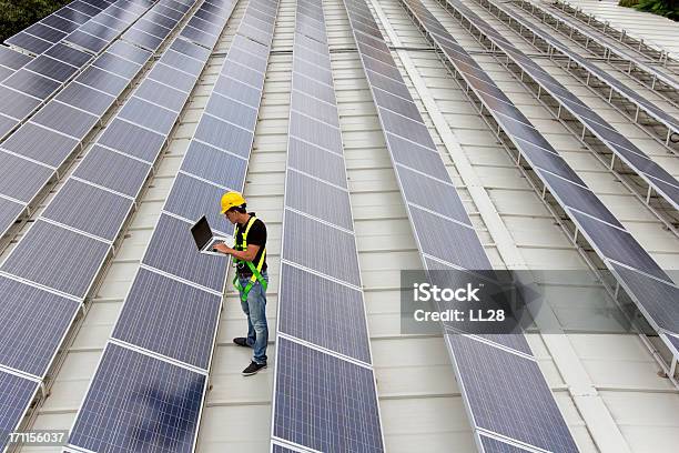 Recolha De Dados Solar - Fotografias de stock e mais imagens de Painel Solar - Painel Solar, Energia Solar, Central de Energia Solar