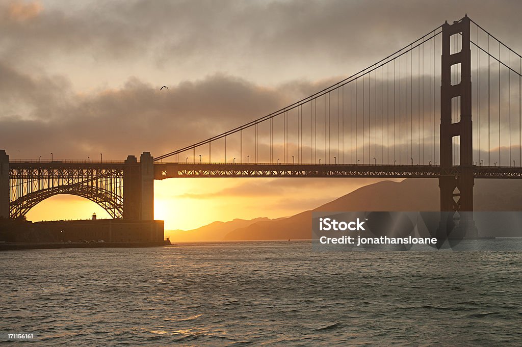 Golden Gate Bridge bei Sonnenuntergang - Lizenzfrei Architektonisches Detail Stock-Foto