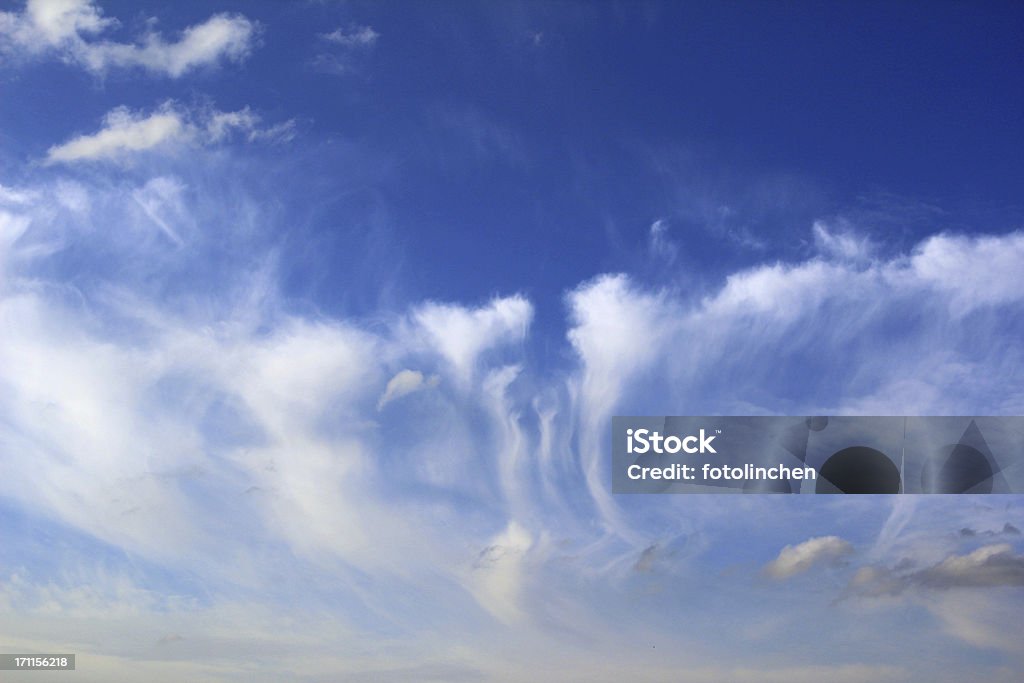 Cloud formaciones de - Foto de stock de Cirrostrato libre de derechos