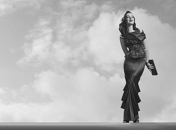 Black And White Photo Of Old Hollywood Style Elegant Woman Stock Photo - Download Image Now - iStock Black And White Photo Of Old Hollywood Style Elegant Woman Stock Photo - Download Image Now - Istock