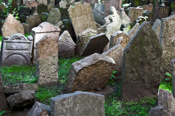 istock jewish cemetry in Prague. 171158780