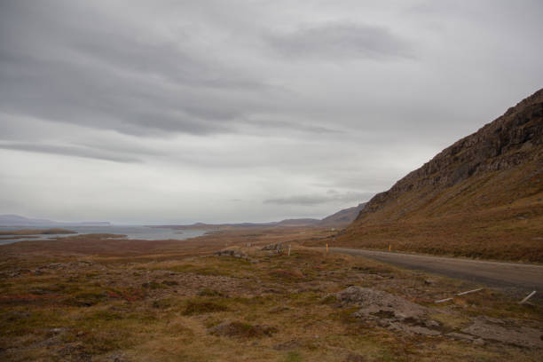istock Icelandic landscape in autumn. 1711600502