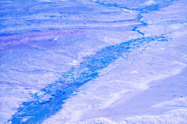 fotografía aérea del valle de moapa - moapa valley fotografías e imágenes de stock