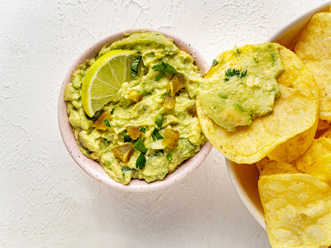 Guacamole, Potato Chip, Nacho Chip, Mexican Food, Food and drink, Appetizer, Avocado, Backgrounds, Cilantro, Bowl, Dipping Sauce, Salsa Sauce, Dipping