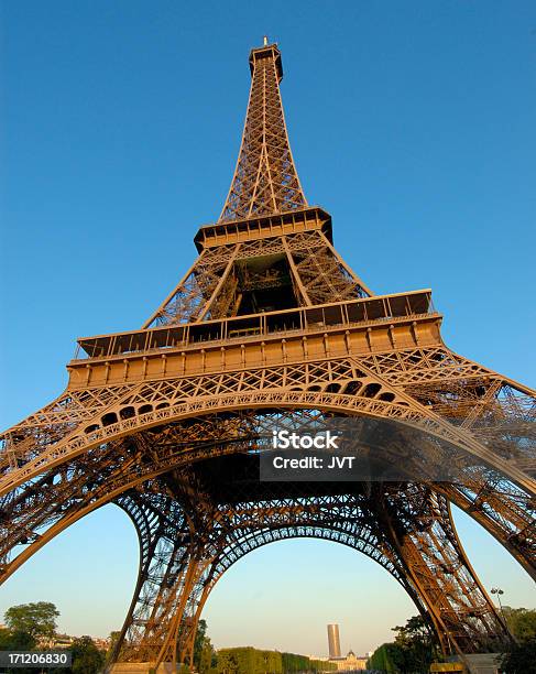 Eiffel Tower 0명에 대한 스톡 사진 및 기타 이미지 - 0명, 강철, 건물 외관