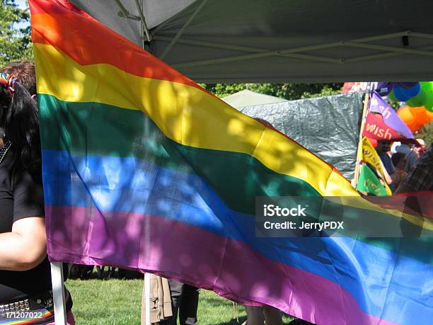 Festival De Orgulho Gay - Fotografias de stock e mais imagens de Direitos dos LGBTI - Direitos dos LGBTI, Orgulho - Evento LGBTQI, Quiosque de Informações