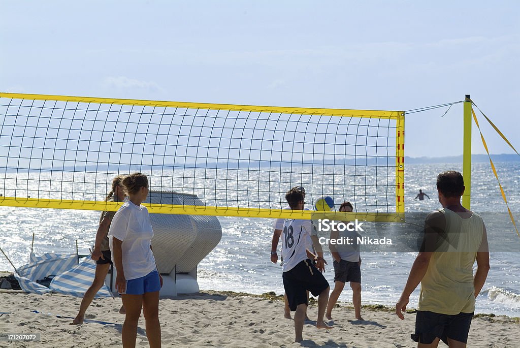 Voleibol de playa - Foto de stock de Mar Báltico libre de derechos