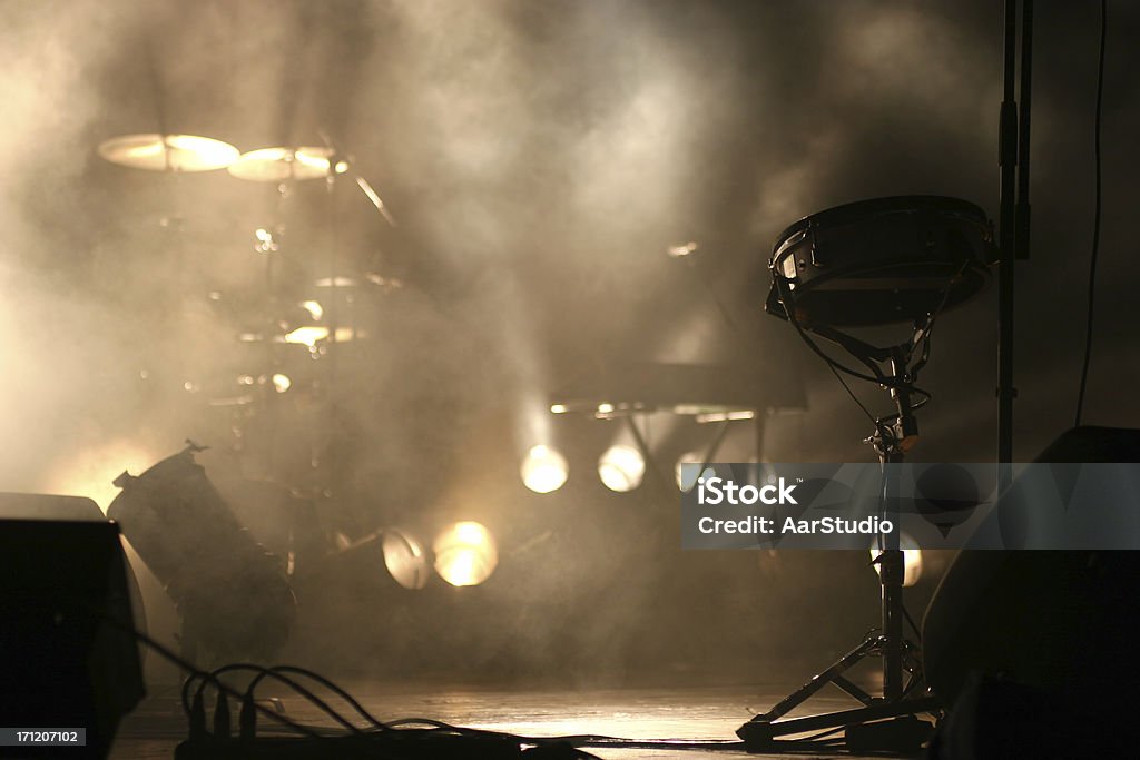 Drumms no palco - Foto de stock de Amplificador royalty-free