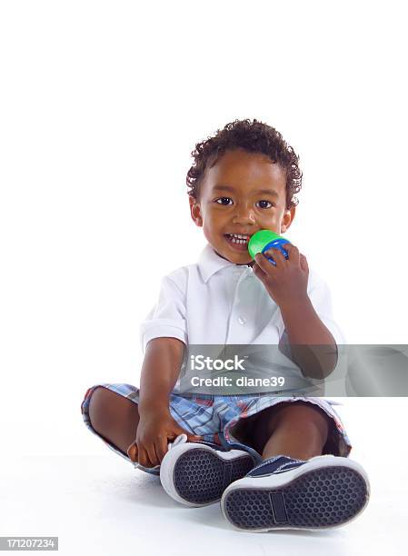 Sweet Little Boy Foto de stock y más banco de imágenes de Africano-americano - Africano-americano, Afrodescendiente, Alegre