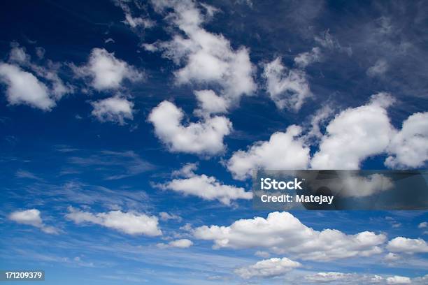 Мягкий Маленький Облака — стоковые фотографии и другие картинки Без людей - Без людей, В воздухе, В стиле минимализма