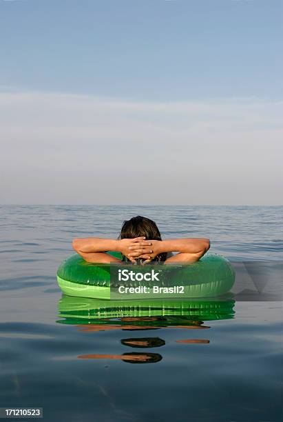 Tempo Per Il Relax - Fotografie stock e altre immagini di Abbronzarsi - Abbronzarsi, Acqua, Ambientazione tranquilla