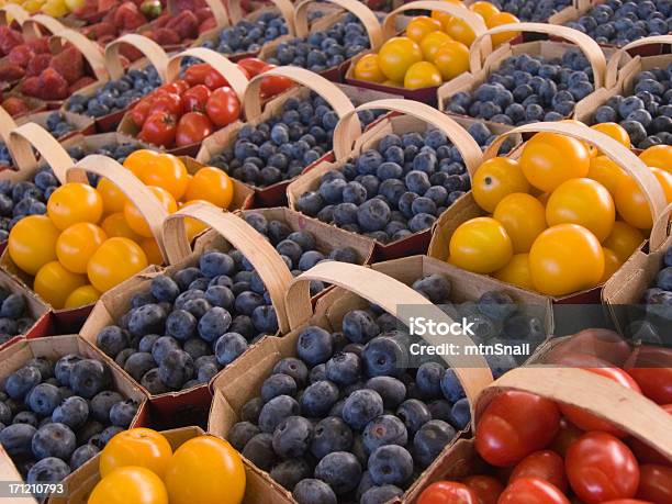 마켓 토마토 블루베리 0명에 대한 스톡 사진 및 기타 이미지 - 0명, 공동체, 과일