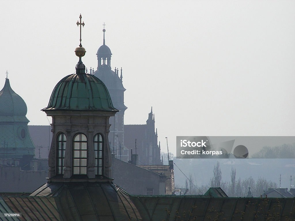 Городской ландшафт-Cracow - Стоковые фото Башня роялти-фри