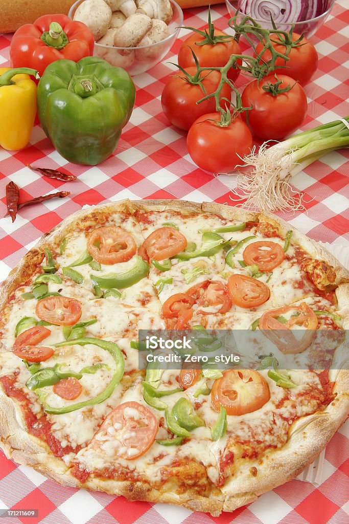 Pizza preparación de 14 - Foto de stock de Aceituna libre de derechos