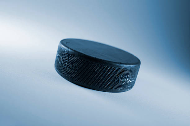 istock Old hockey puck 171211617
