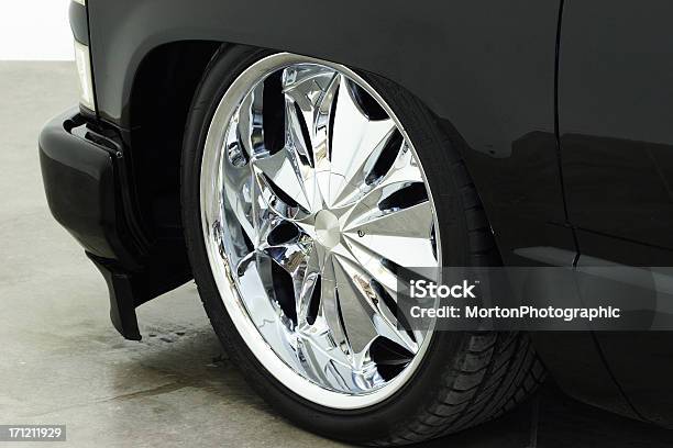 22inches Of Bling Stock Photo - Download Image Now - Pick-up Truck, Truck, At The Edge Of