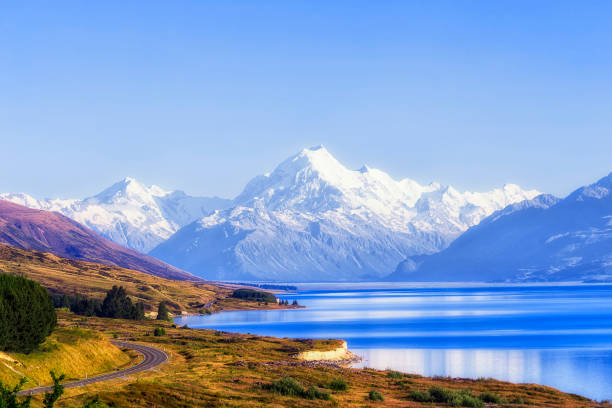 istock NZ Mt Cook Lake Postcard 1712136278