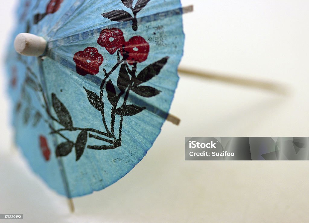 cocktail Regenschirm, blau - Lizenzfrei Cocktailschirmchen Stock-Foto