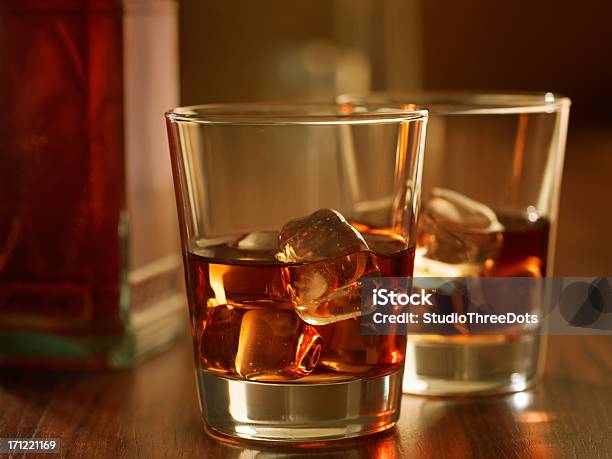 Whisky Sulle Rocce - Fotografie stock e altre immagini di Alchol - Alchol, Ambientazione interna, Bevanda fredda