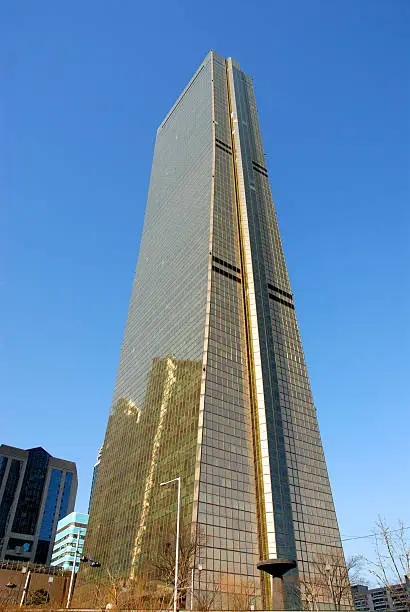 Korea Highest Building On The Blue Sky.