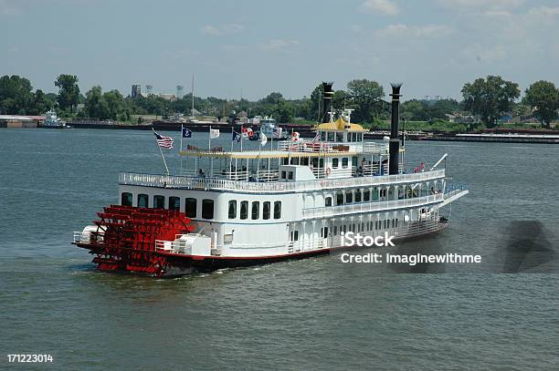 Photo libre de droit de Mississippi En Bateau banque d'images et plus d'images libres de droit de Bateau à vapeur - Bateau à vapeur, Croisière, La Nouvelle-Orléans