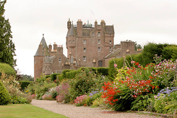 istock Glamis Castle and Gardens 171223444