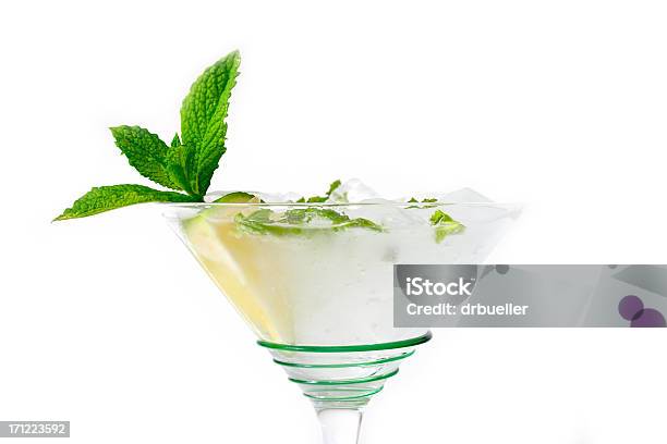 Mojito Primer Plano Foto de stock y más banco de imágenes de Bebida alcohólica - Bebida alcohólica, Bíter - Bebida alcohólica, Comidas y bebidas