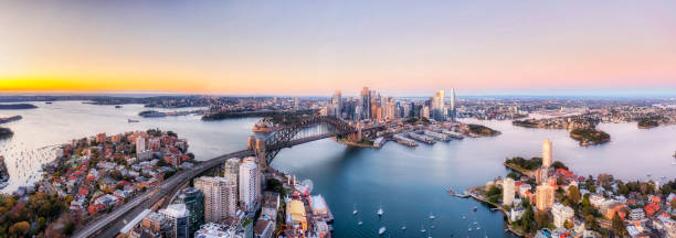 d syd lawendowa zatoka wysoka patelnia o wschodzie słońca - the rocks sydney harbor bridge sydney australia new south wales zdjęcia i obrazy z banku zdjęć