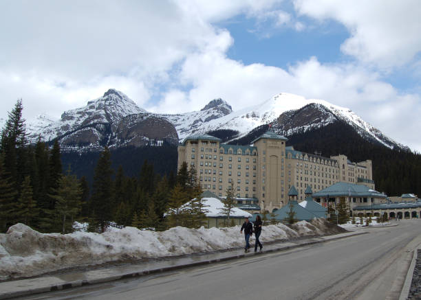 istock Lake Louise National Park Alberta Canada 171224761