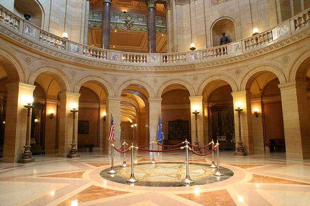 Minnesota Capitol Rotunda Subject: The interior rotunda of the capitol building of the State of Minnesota, USA rotunda photos stock pictures, royalty-free photos & images