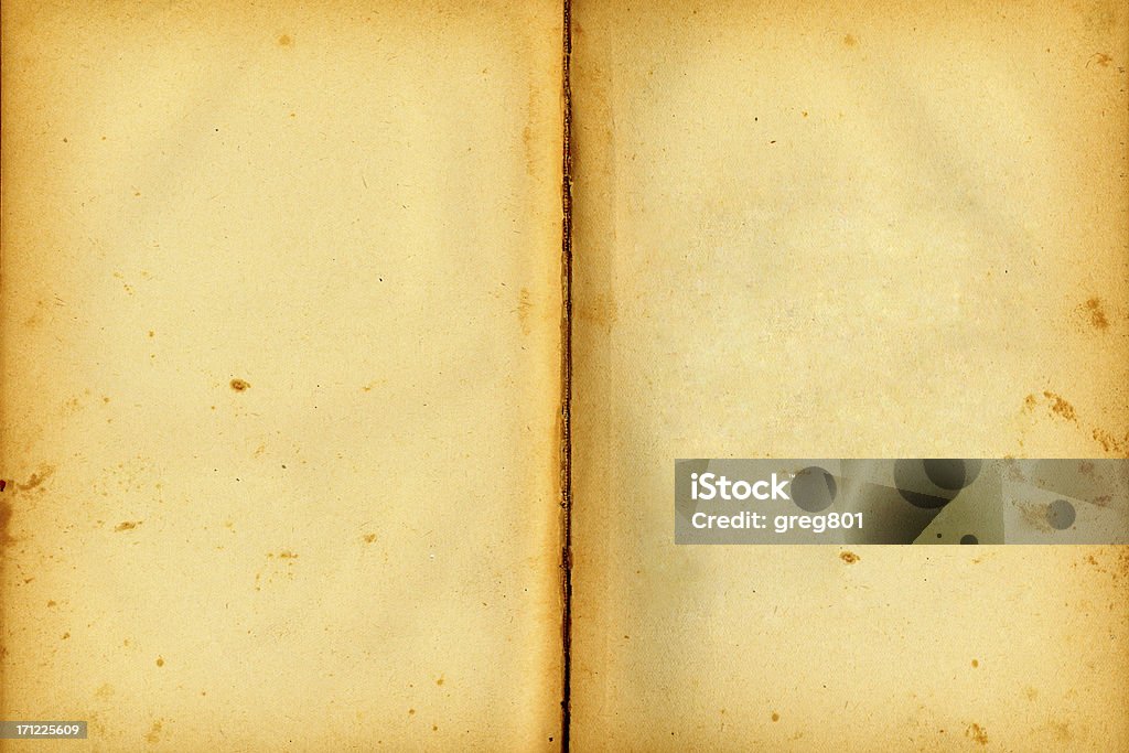 Stare książki, papier uszkodzeń - Zbiór zdjęć royalty-free (Bez ludzi)