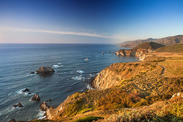 istock Bixby Bridge, Big Sur, California, USA 171238000