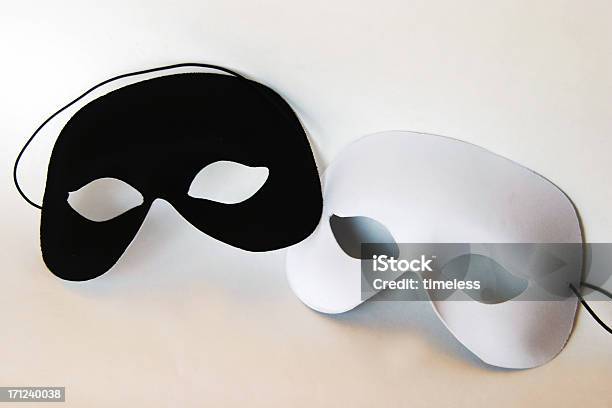 Máscaras Blanco Y Negro Foto de stock y más banco de imágenes de Máscara negra - Disfraz - Máscara negra - Disfraz, Acontecimiento, Actuar