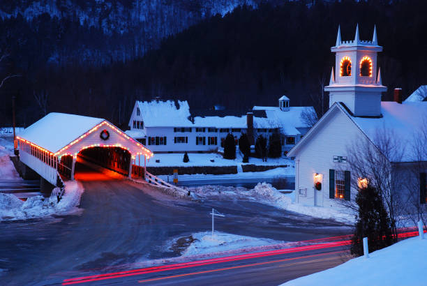 istock Christmas in a small town 1712426912