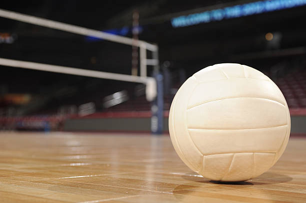 волейбол в пустой зал - volleyball sport floor ball стоковые фото и изображения
