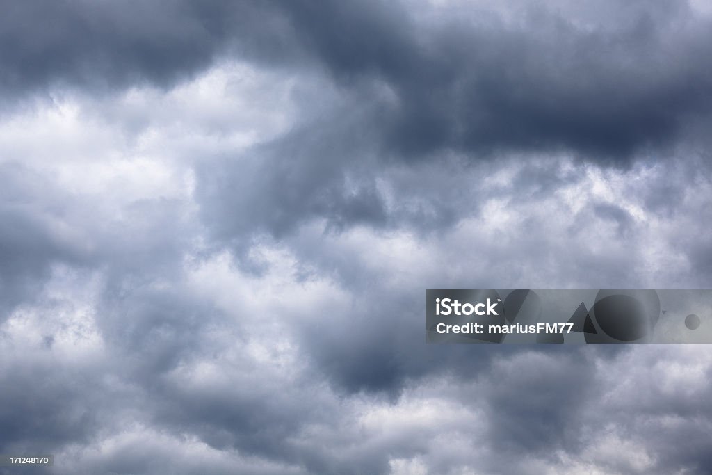 Nuvens de tempestade - Foto de stock de Azul royalty-free