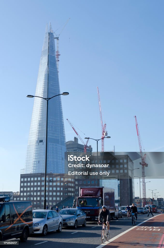 The Shard tours de gratte-ciels dans le centre de Londres - Photo de Embouteillage libre de droits