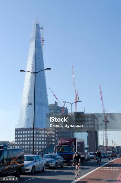 Photo libre de droit de The Shard Tours De Gratteciels Dans Le Centre De Londres banque d'images et plus d'images libres de droit de Embouteillage