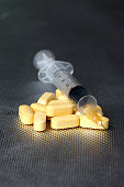 needle-und-details.jpg?b=1&s=170x170&k=20&c=wOj1vmtEVGuPrE_2QSa0arGwm5GpL-TVVAjgjO3Peto=