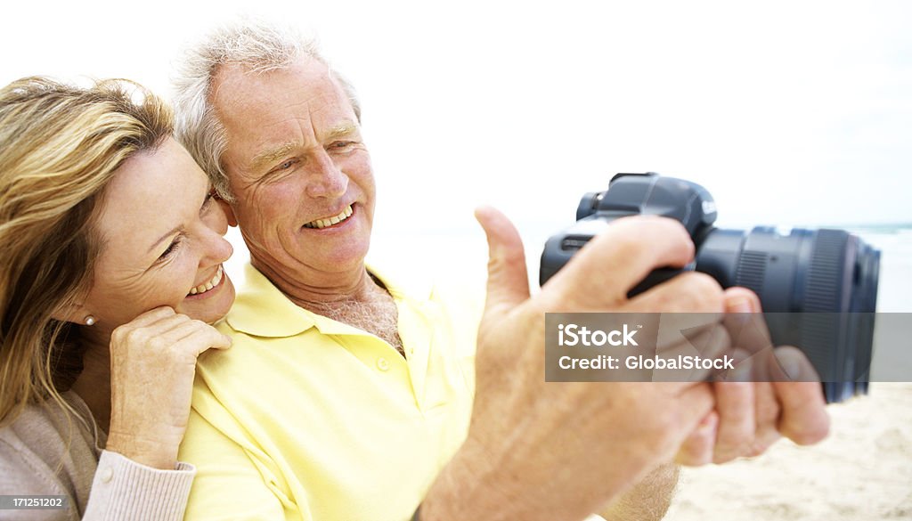 Nunca muito antiga para enfrentar um novo hobby - Foto de stock de Adulto royalty-free